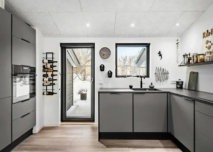 Summer House With View And Terrace In Slettestrand